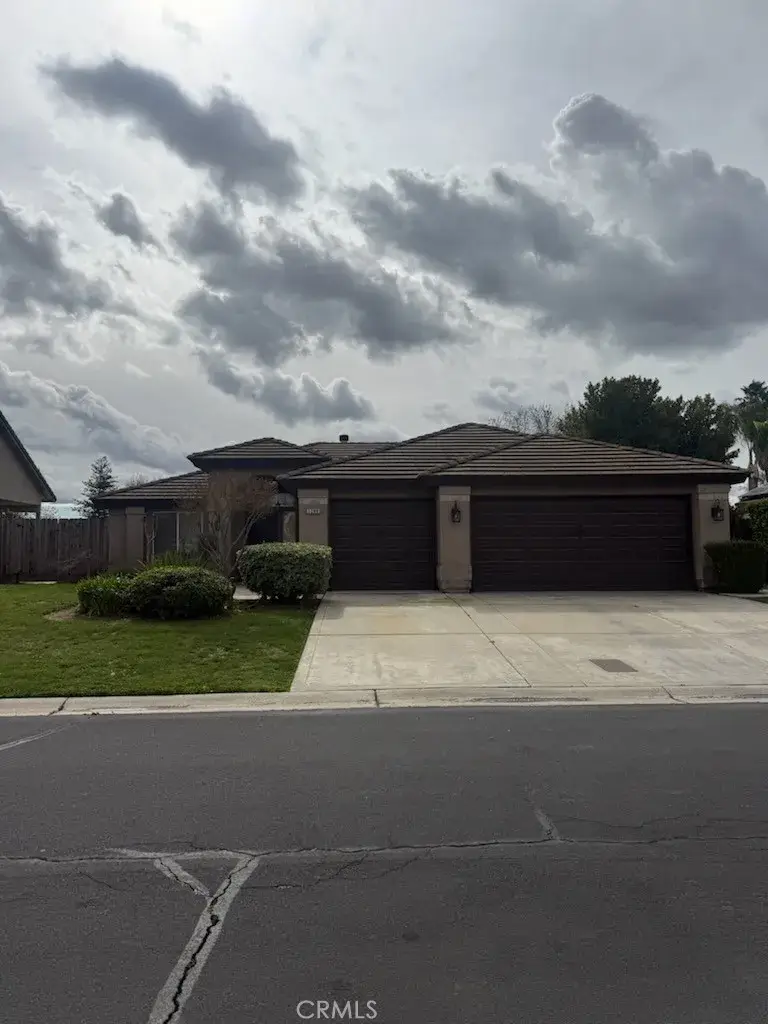 7290 Edgewater, Chowchilla, CA 93610 - #2