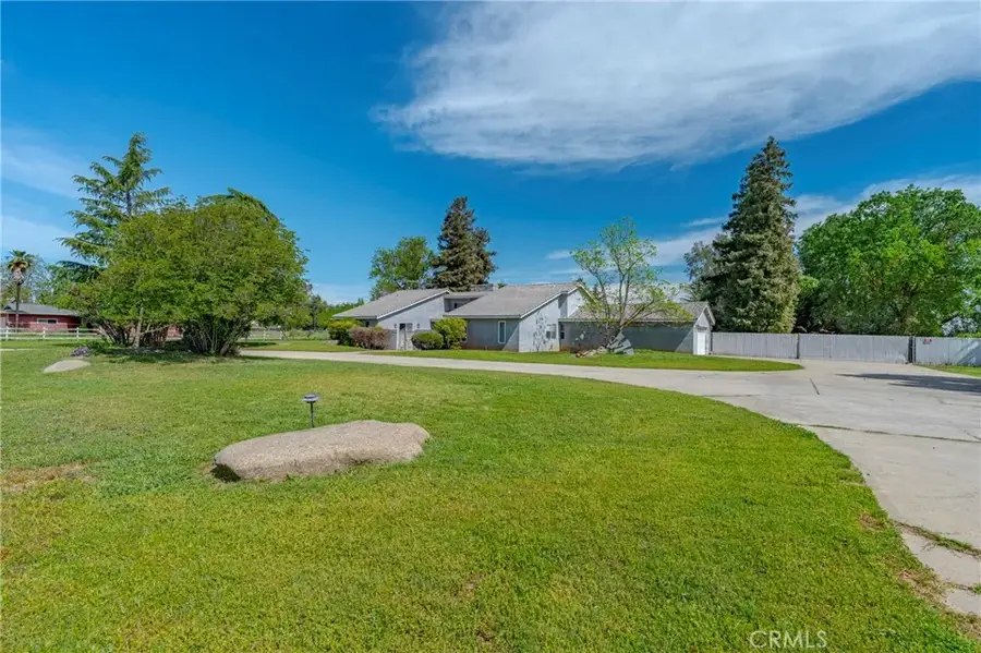 3692 N Gardner, Merced, CA 95340 - #3