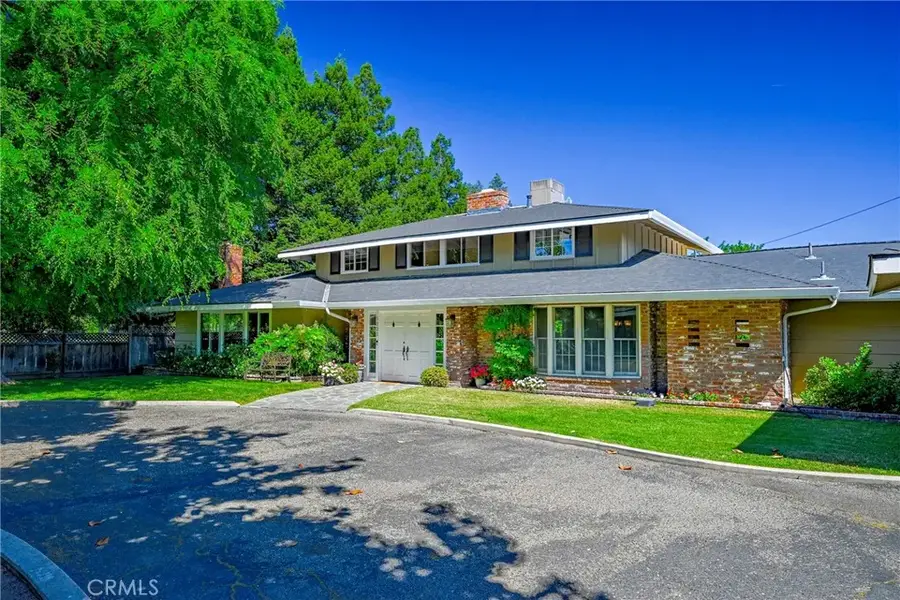 1035 E North Bear Creek Dr, Merced, CA 95340 - #2