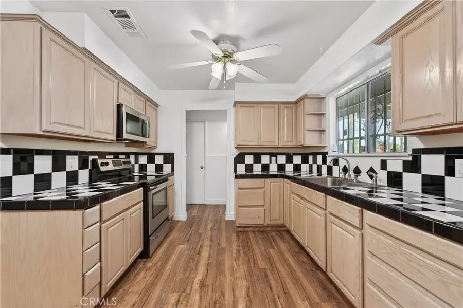 1645 Loughborough Drive, Merced, CA 95348 - #2