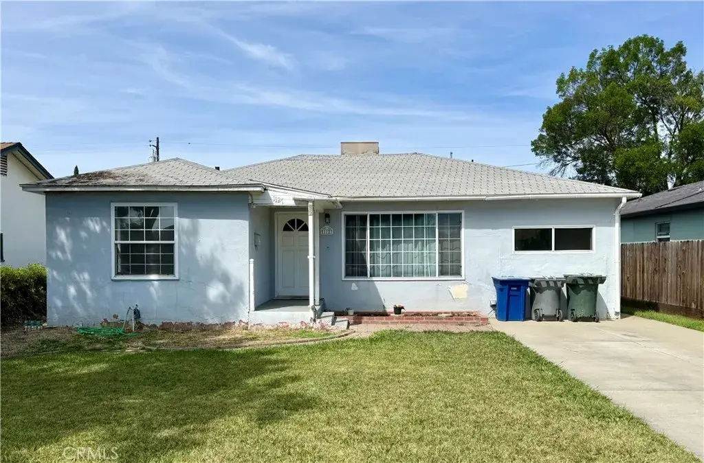 1127 W 23rd, Merced, CA 95340 - #1