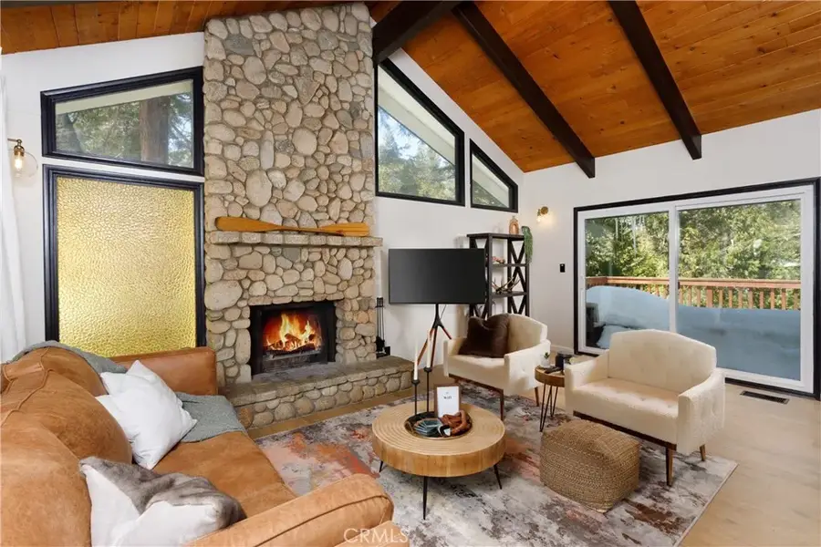 825 Lake View Lane, Twin Peaks, CA 92391 - #2