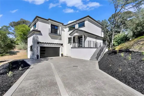 805 Lode Court, Valley Springs, CA 95252