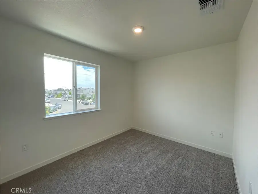 714 Stone Ridge East Avenue, Merced, CA 95341 - #3