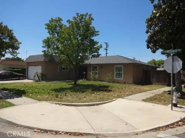 4497 N Chestnut, Fresno, CA 93726 - #1