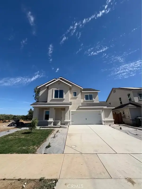 2943 Capella Dr, Merced, CA 95341