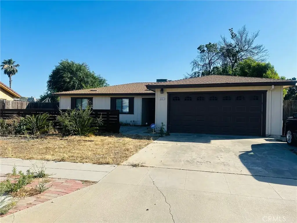 4531 W Malibu Avenue, Fresno, CA 93722 - Image #1