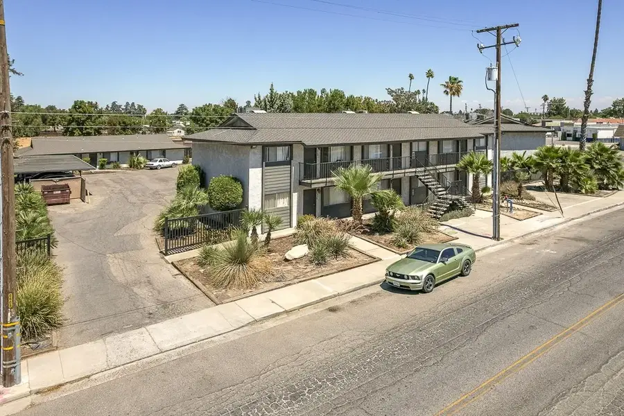 1550 Robertson Boulevard, Chowchilla, CA 93610 - Image #2