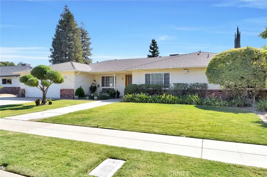 3077 W Robinwood Lane, Fresno, CA 93711 - Image #2