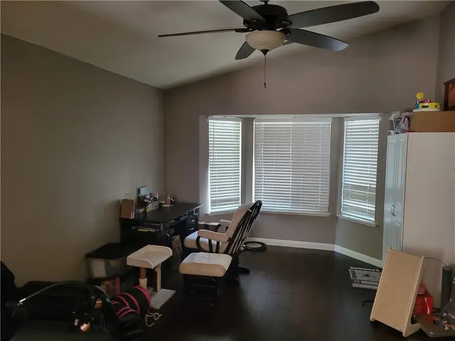 3188 Winter Way, Madera, CA 93637 - #3