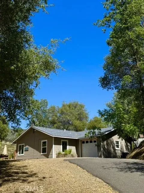 4973 State Highway 140, Mariposa, CA 95338