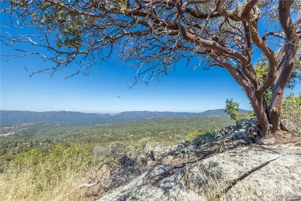 149 Old Yosemite, Oakhurst, CA 93644