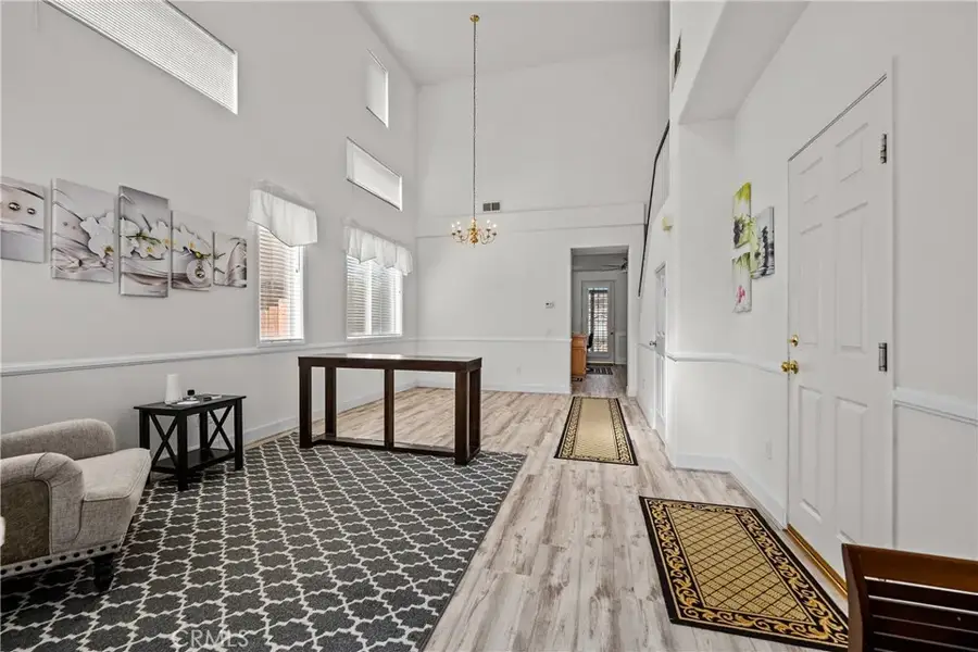 39823 Hillsboro Circle, Murrieta, CA 92562 - Image #3