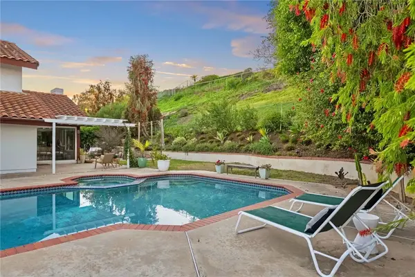 971 San Lorenzo Court, Solana Beach, CA 92075