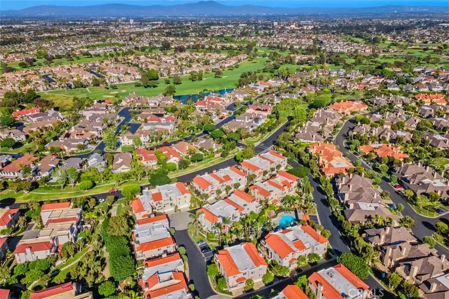 19275 Brooktrail, Huntington Beach, CA 92648 - #3