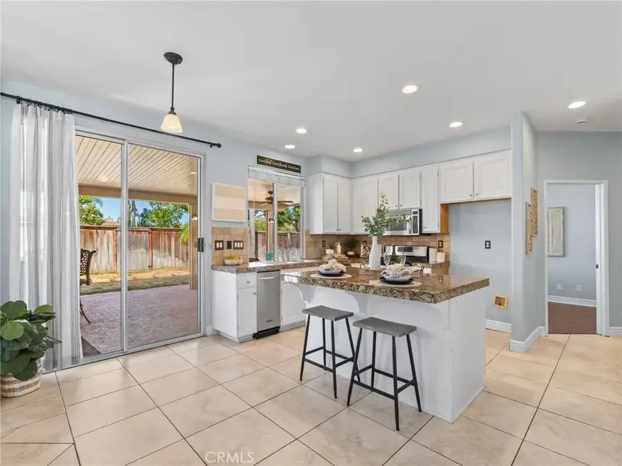 3323 Avocado Vista, Fallbrook, CA 92028 - #2