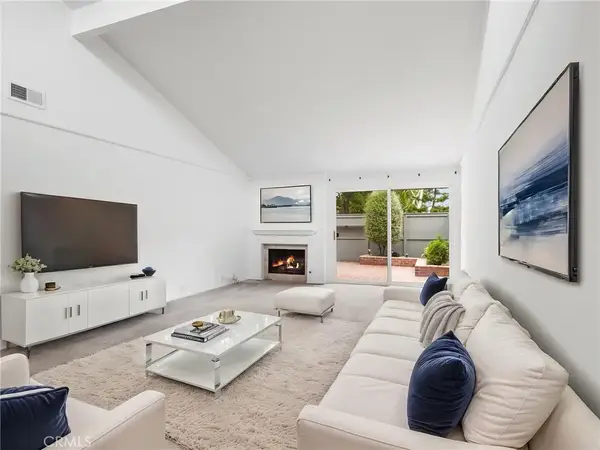 19586 Seagull Lane, Huntington Beach, CA 92648