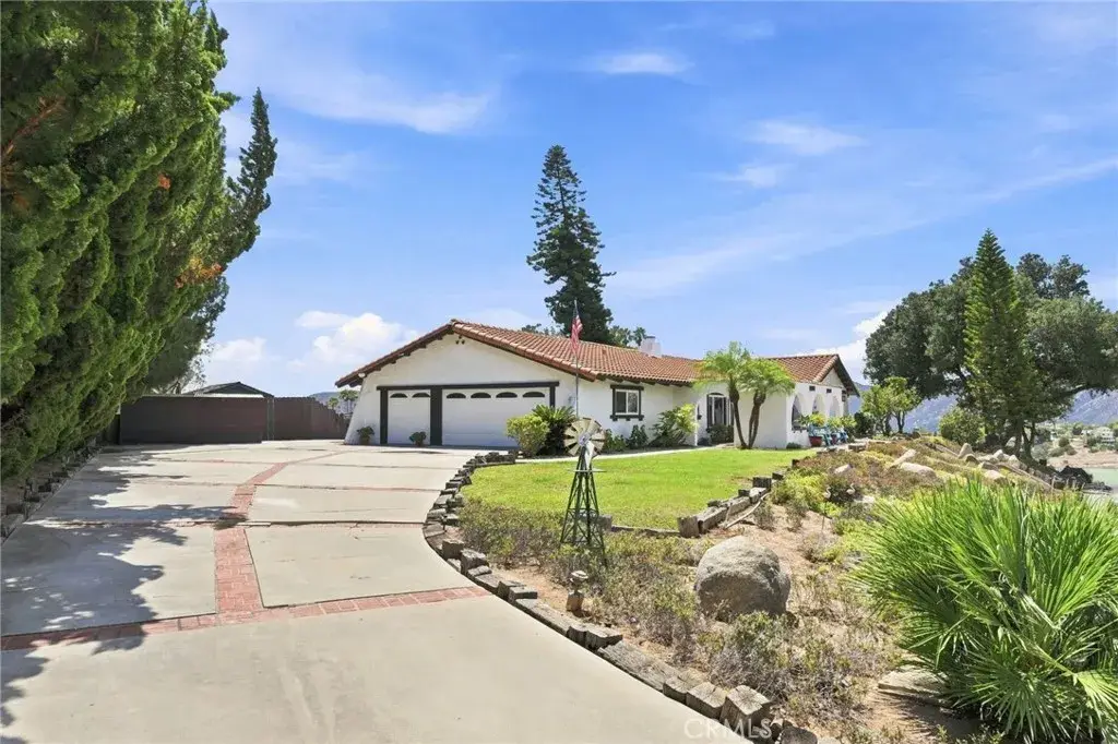 1229 Via Sendero, Escondido, CA 92029 - #1