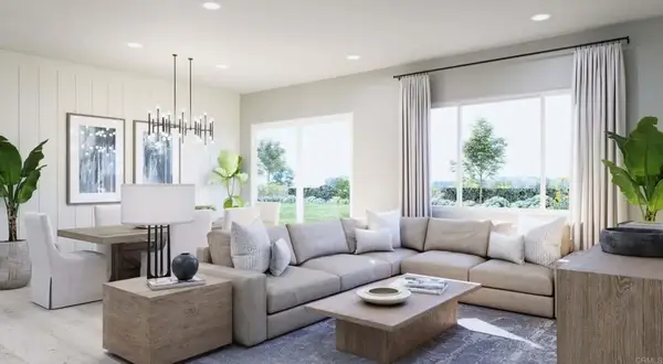 1785 Camino Strava #2, Chula Vista, CA 91913