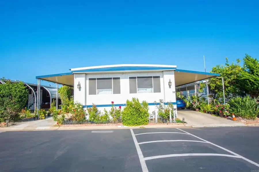 1010 Bobier Dr East #12, Vista, CA 92084 - Image #2