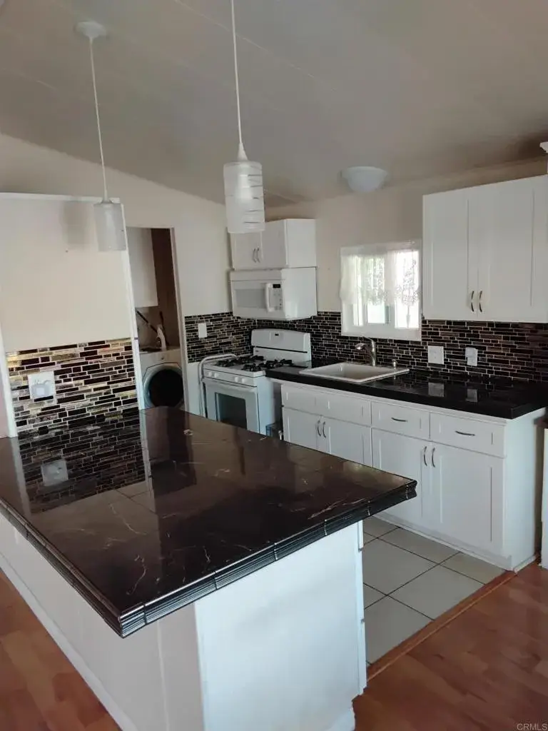 1515 Capalina Rd #42, San Marcos, CA 92069 - Image #3