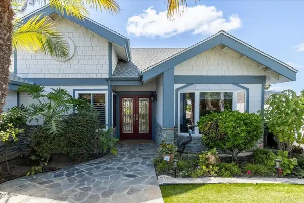 1054 La Sombra Drive, San Marcos, CA 92078