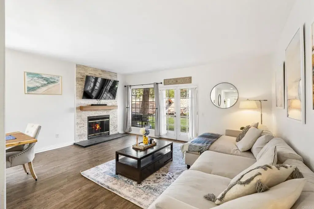 16232 Avenida Venusto #B, San Diego, CA 92128 - Image #1