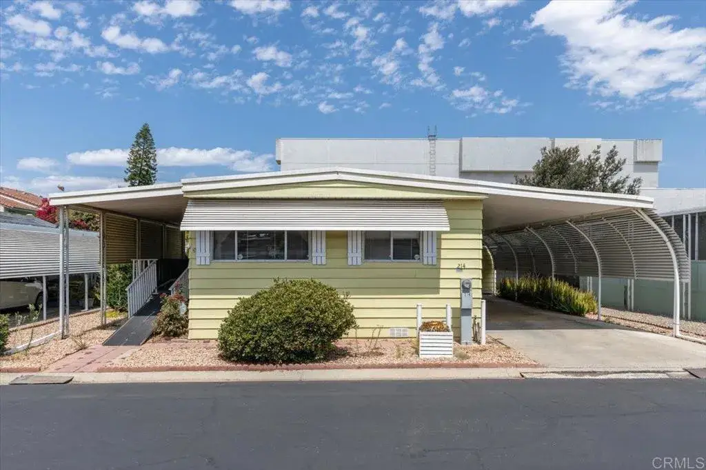 211 N Citrus #214, Escondido, CA 92027 - Image #1