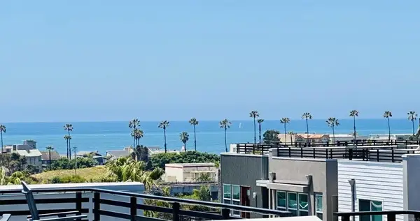 1570 Vista Del Mar Way #4, Oceanside, CA 92054