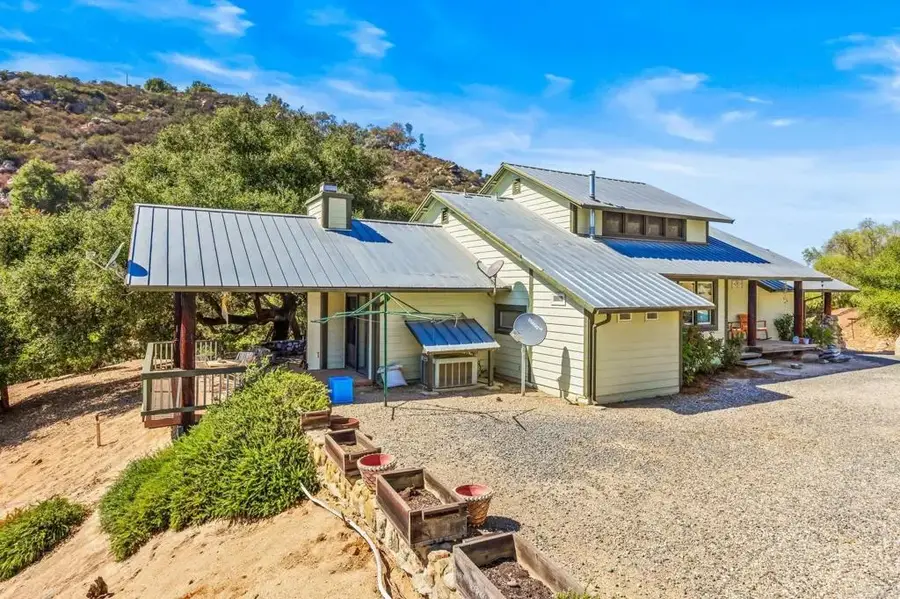 29550 Anthony Road, Valley Center, CA 92082 - Image #2