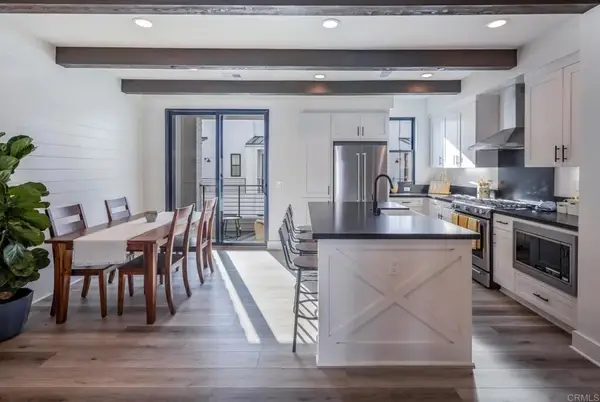 1403 Anacona Place #103, Encinitas, CA 92024