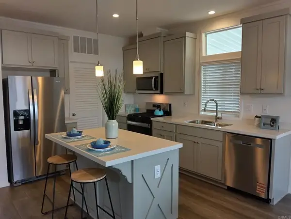 718 Sycamore #195, Vista, CA 92083