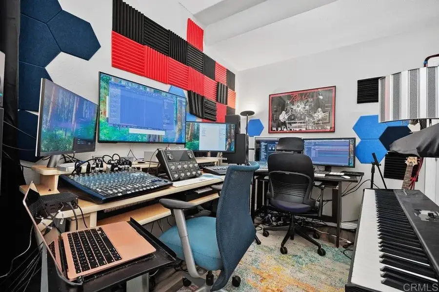 923 Citrine Way, San Marcos, CA 92078 - Image #3