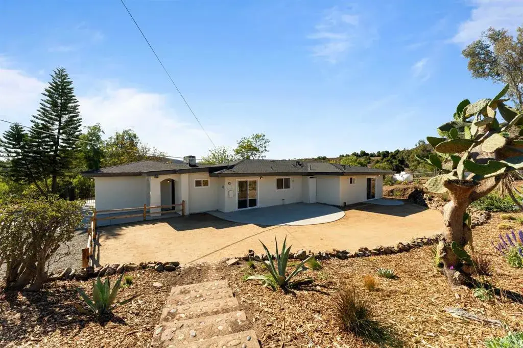 3781 Buena Creek Rd, Vista, CA 92084 - Image #1