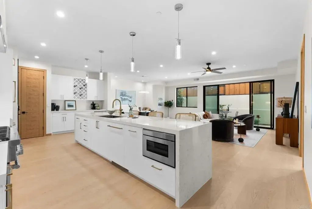 2670 Roosevelt Street, Carlsbad, CA 92008 - Image #1