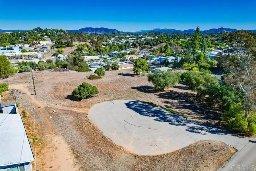 502 E Elder, Fallbrook, CA 92028 - #3