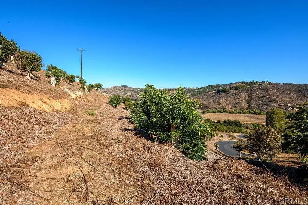 30580 Luis Rey Heights Rd, Bonsall, CA 92003 - Image #1