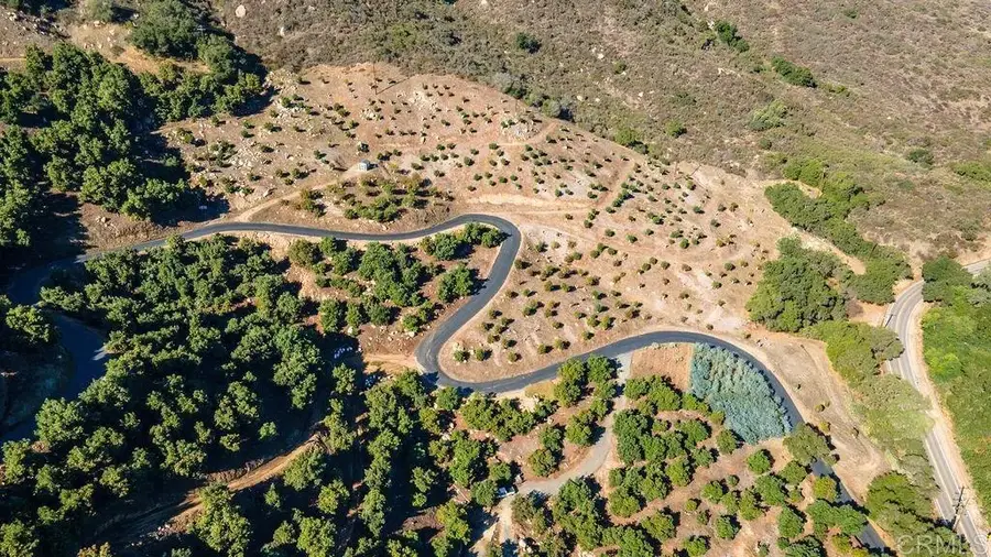 30580 Luis Rey Heights Rd, Bonsall, CA 92003 - Image #2