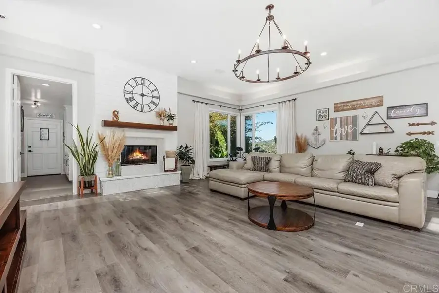 1596 Aldorado Drive, Vista, CA 92084 - Image #3