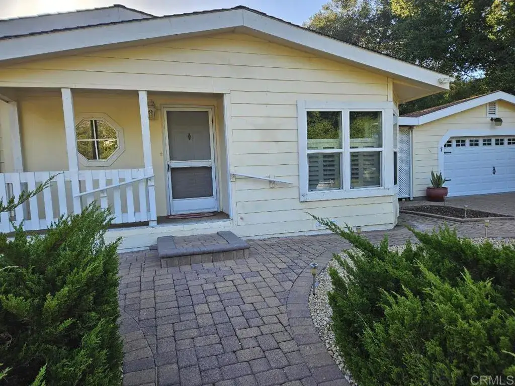 8975 Lawrence Welk Drive #7, Escondido, CA 92026 - Image #1