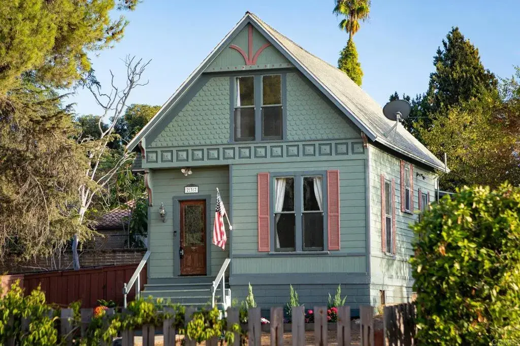 237 E 7th Avenue, Escondido, CA 92025 - Image #1