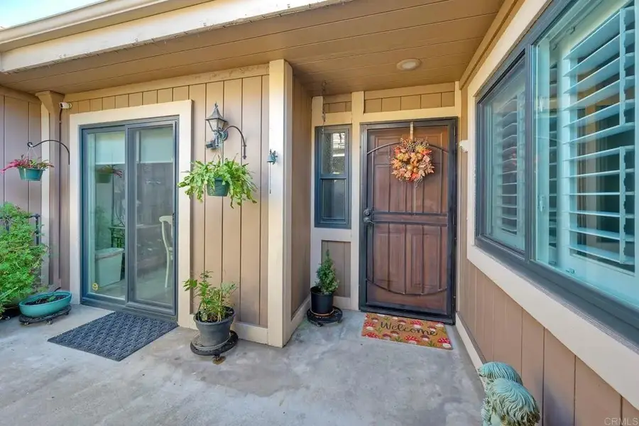 8539 Circle R Valley Lane, Escondido, CA 92026 - Image #3