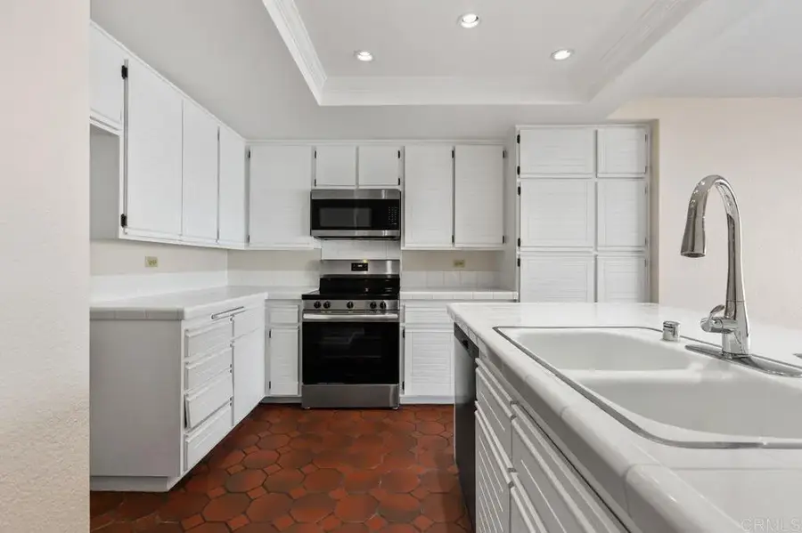 1200 Harbor Drive North #16B, Oceanside, CA 92054 - Image #2