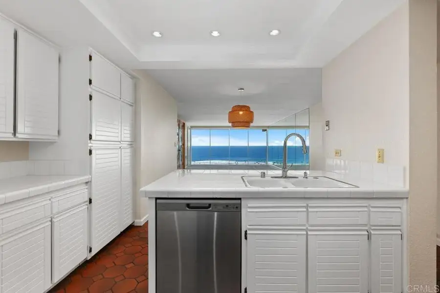 1200 Harbor Drive North #16B, Oceanside, CA 92054 - Image #3