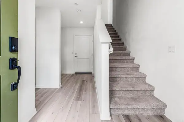 1609 Holly Leaf Way, Oceanside, CA 92056