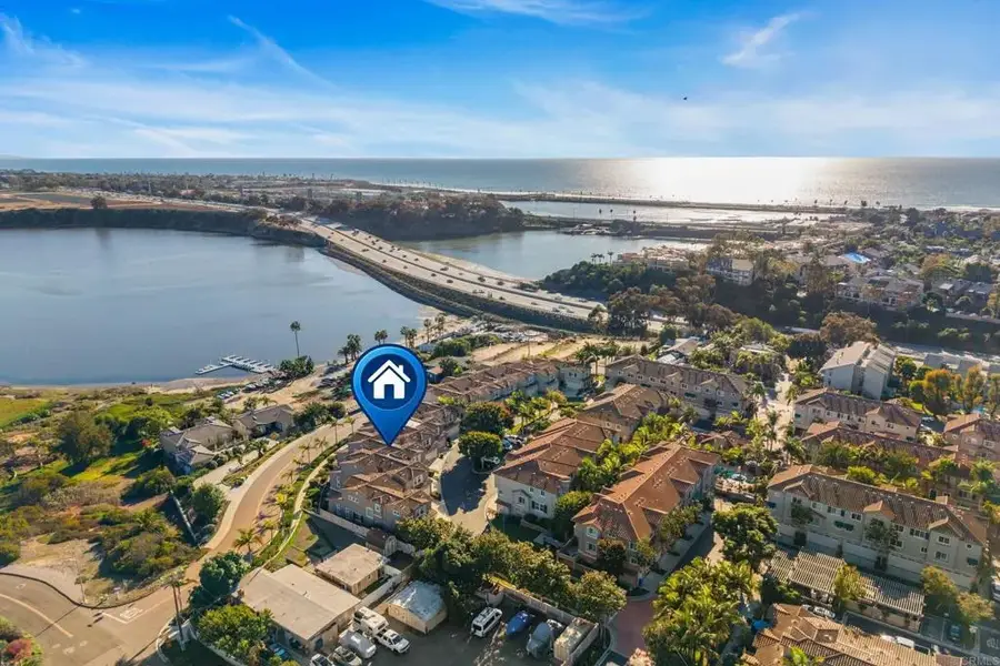 4077 Aidan Cir, Carlsbad, CA 92008 - Image #2