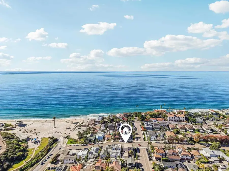 201 4th Street #A/B, Encinitas, CA 92024 - Image #2