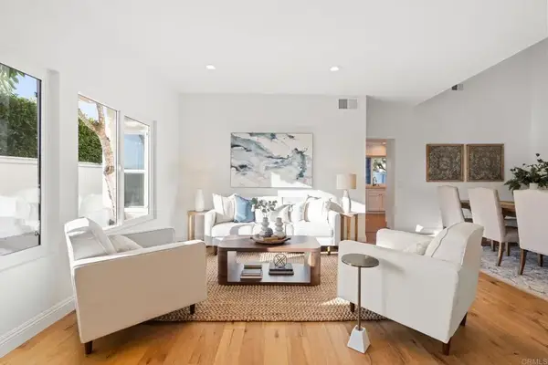 1744 N Willowspring Drive North, Encinitas, CA 92024