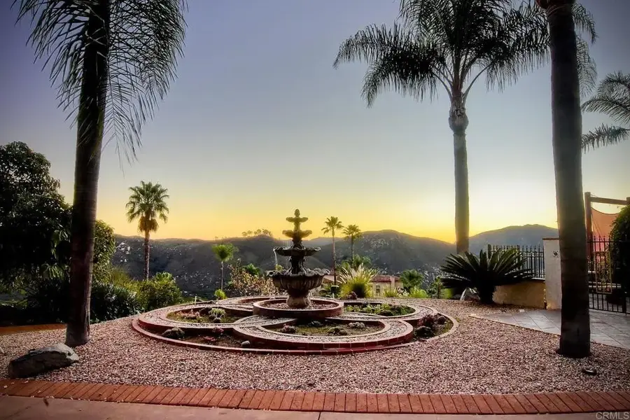 3565 Via Loma Vista, Escondido, CA 92029 - Image #2