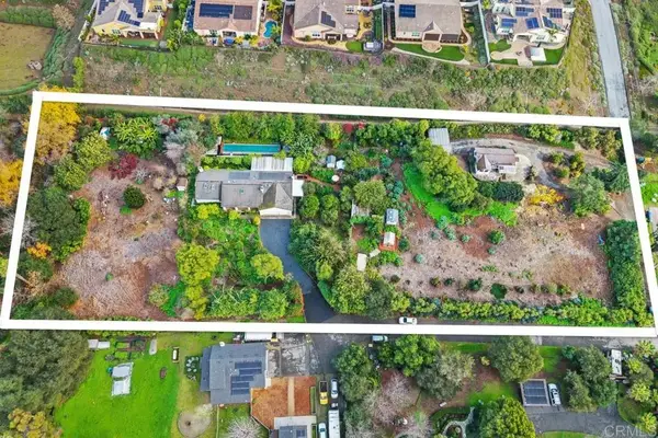 2360 Lone Oak, Vista, CA 92084